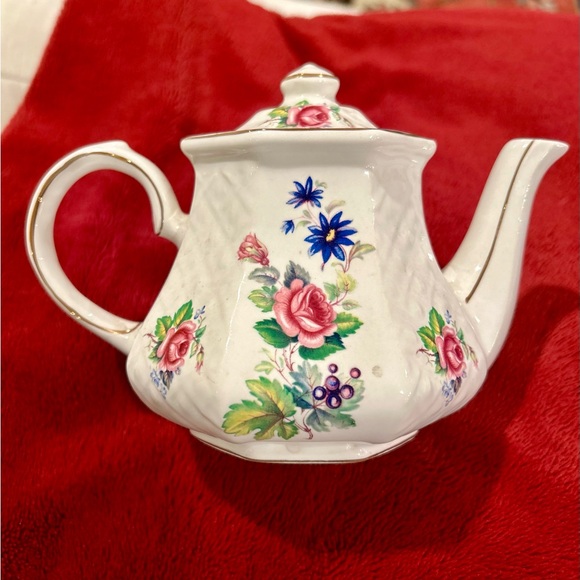 Vintage WINDSOR - White Teapot with Floral Pattern - Octagon Shape - England - Picture 2 of 6